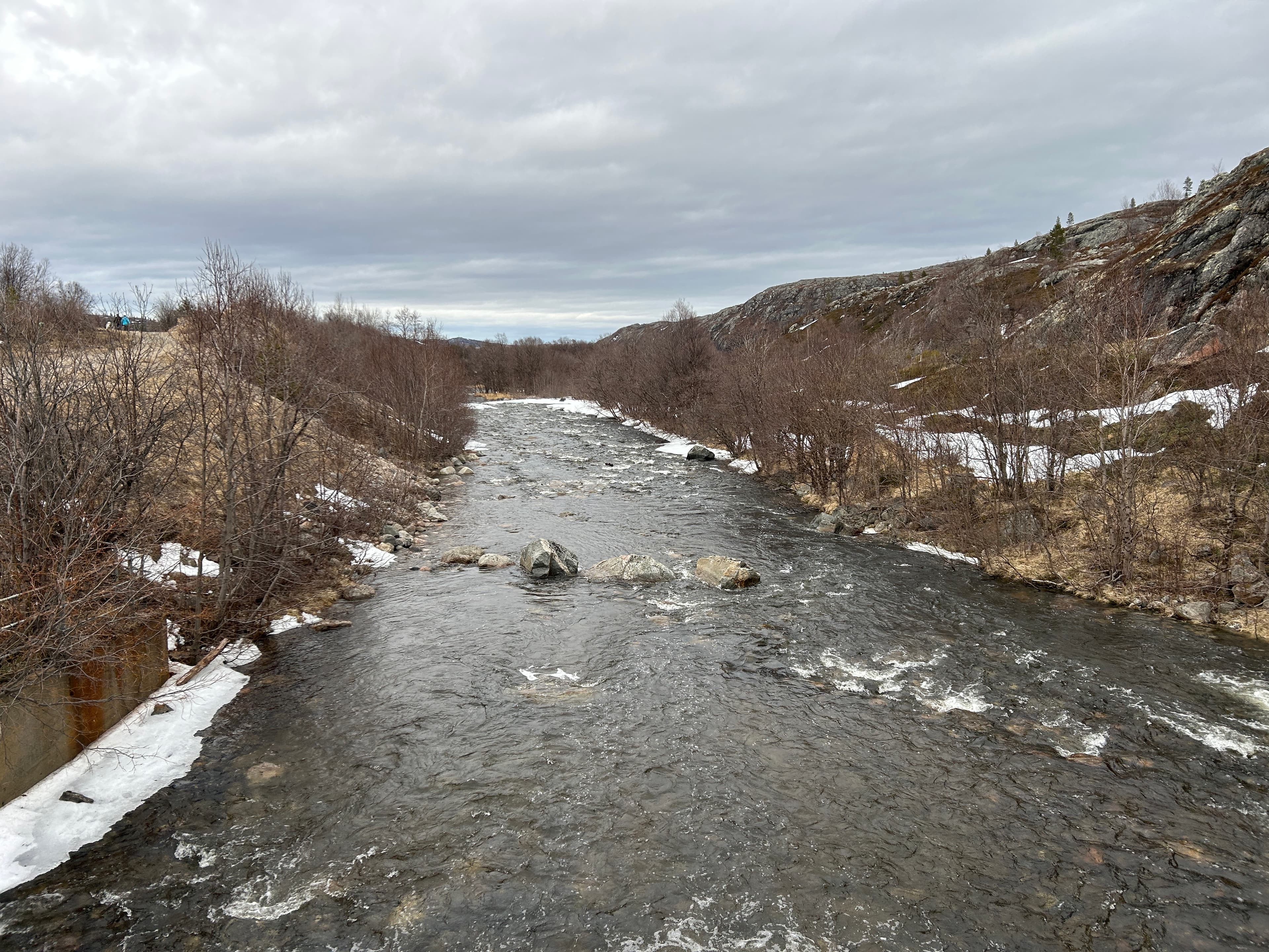 Sandneselva ved demningen i Sandnesdalen